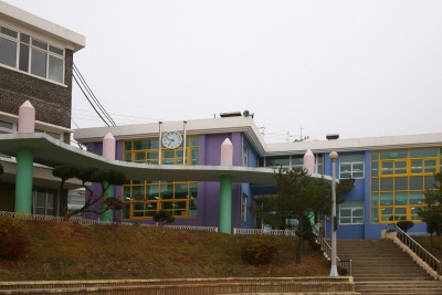 석화초등학교